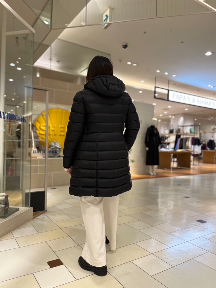 MONCLER】ロングセラーHermineの 後継モデルとなって新しく登場したHirma ｜ トレゾール ベイブルック ｜ ショップブログ ｜  アミュプラザ長崎