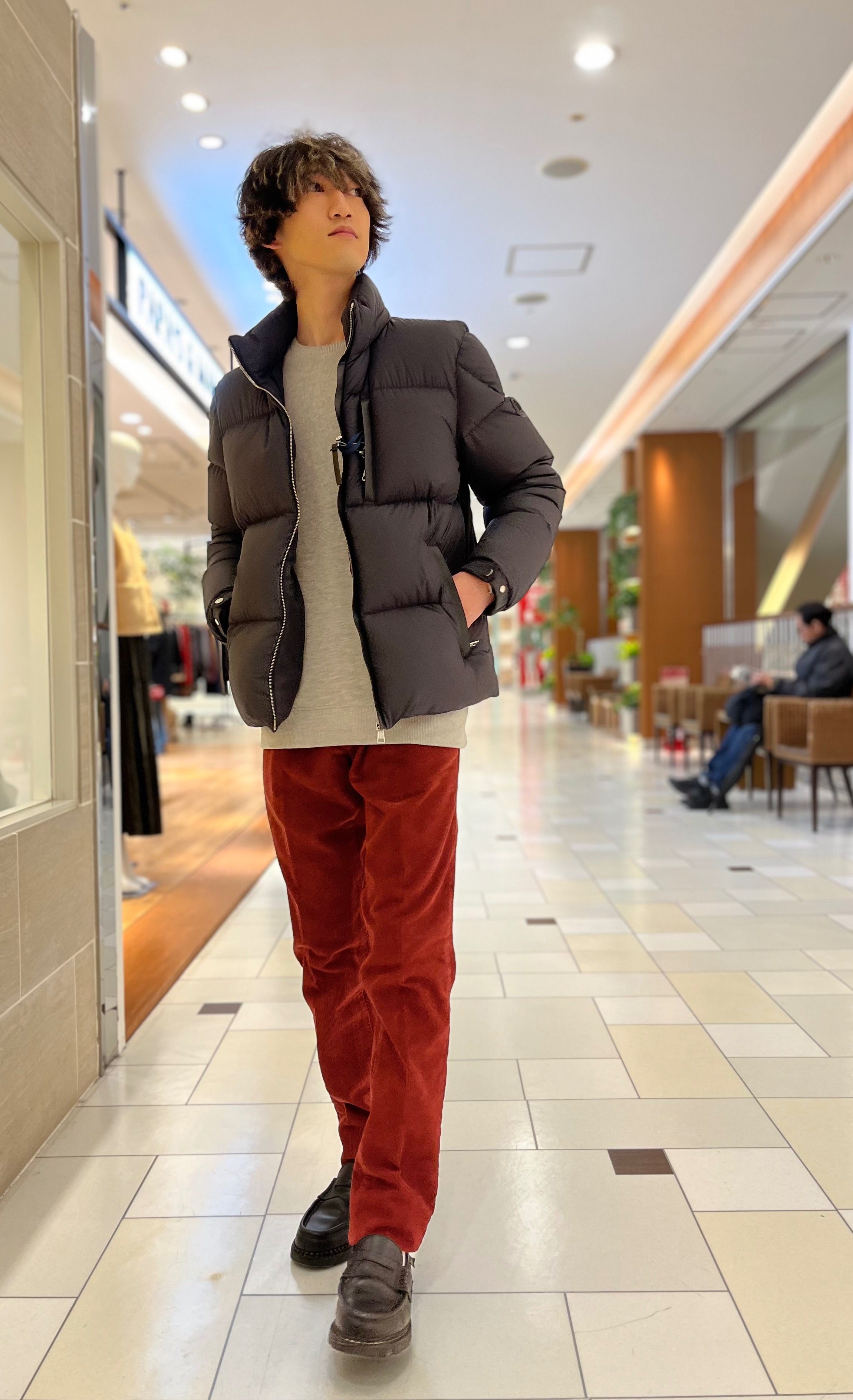 MONCLER】BESBRE GIUBBOTTO ｜ トレゾール ベイブルック ｜ ショップブログ ｜ アミュプラザ長崎