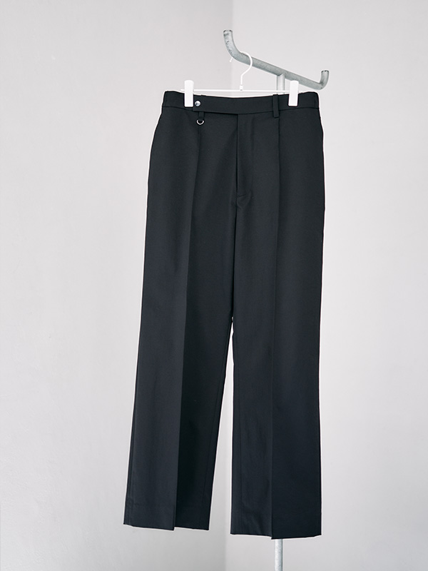 URBAN RESEARCH 「FUNCTIONAL WIDE シリーズ」 アーバンリサーチ より 